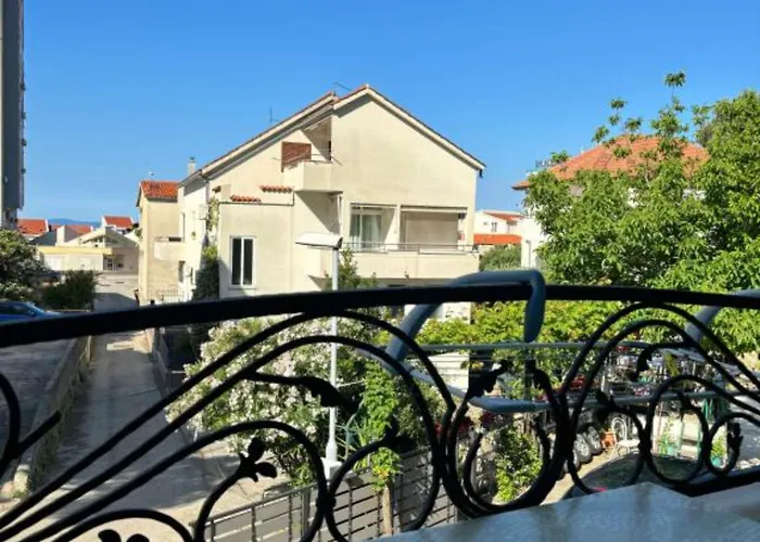 Apartments Villa Mira Roso
