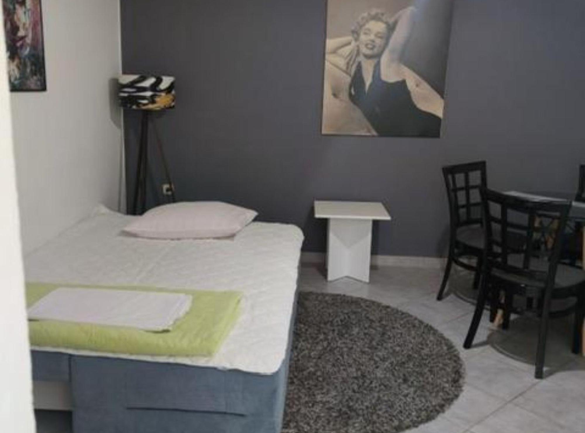 Mira Roso Apartment Makarska